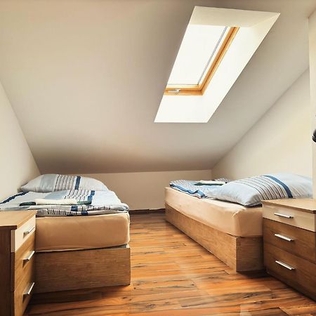 R&S Apartment Štýrský Hradec Exteriér fotografie